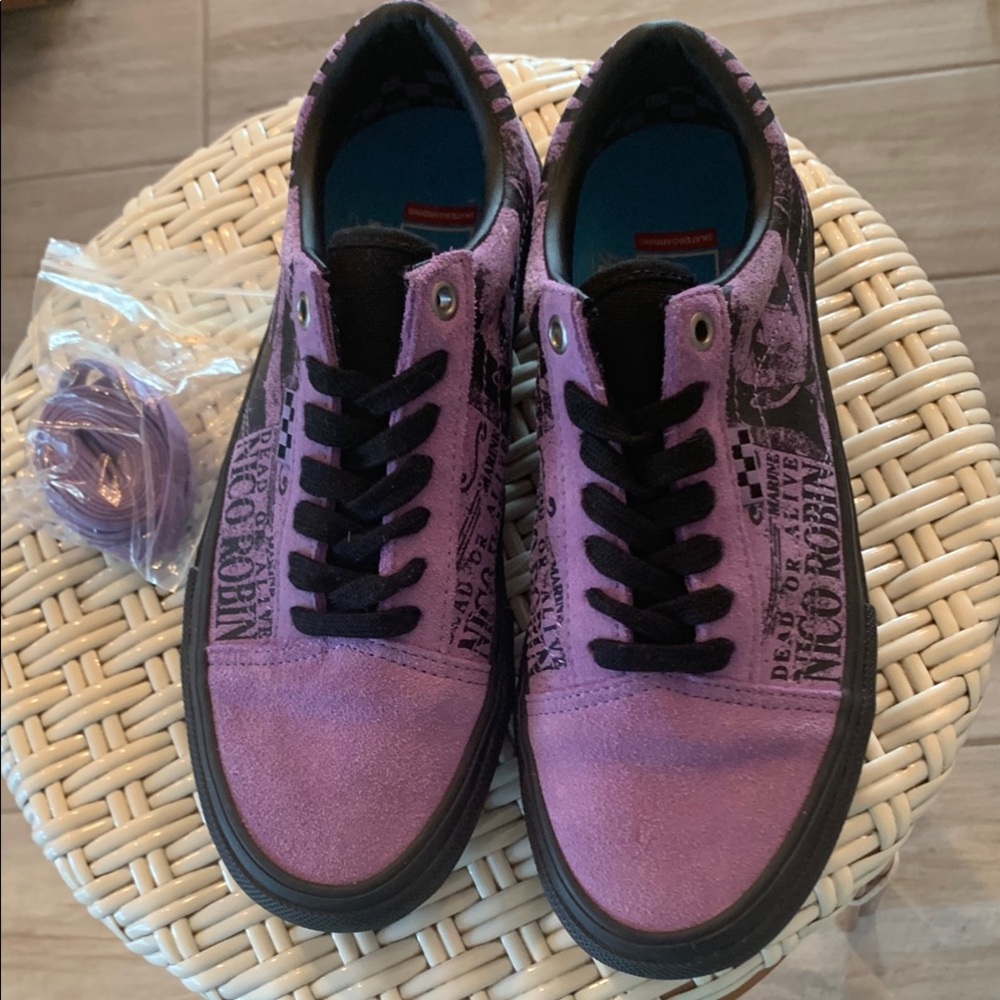 Vans One Piece Nico Robins Old Skool Pros